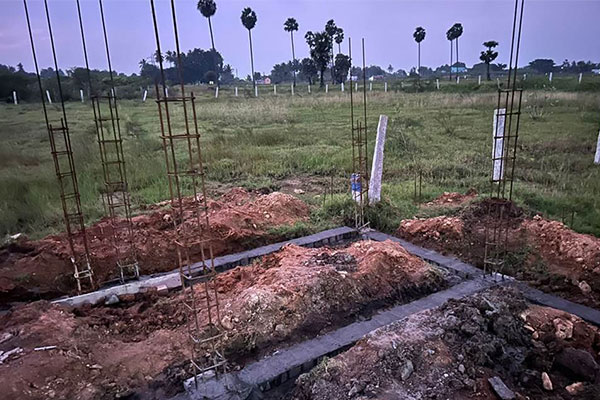 East-Facing Plot for Sale in Valar Nagar, Uthangudi, Premium independent house construction in Uthangudi, Which is the Best Area to Buy Land in Uthangudi?, Residential land for sale in Uthangudi, Madurai
