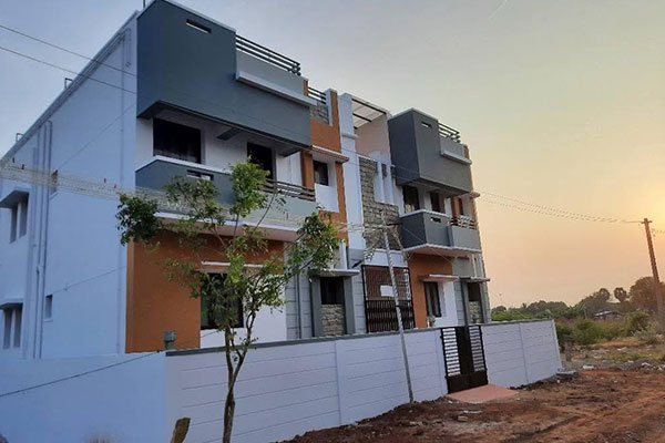 What is the labour cost for a 1000 sq ft house?